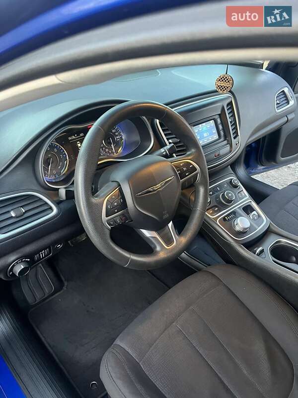 Седан Chrysler 200 2014 в Новомосковске