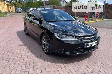 Седан Chrysler 200 2014 в 