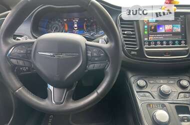 Седан Chrysler 200 2014 в 