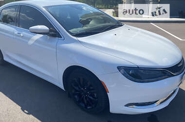 Седан Chrysler 200 2014 в Киеве