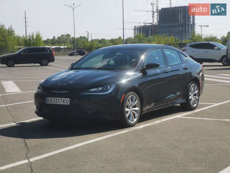 Chrysler 200 2015