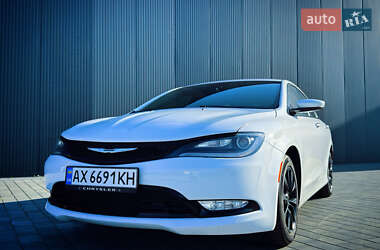 Седан Chrysler 200 2015 в 
