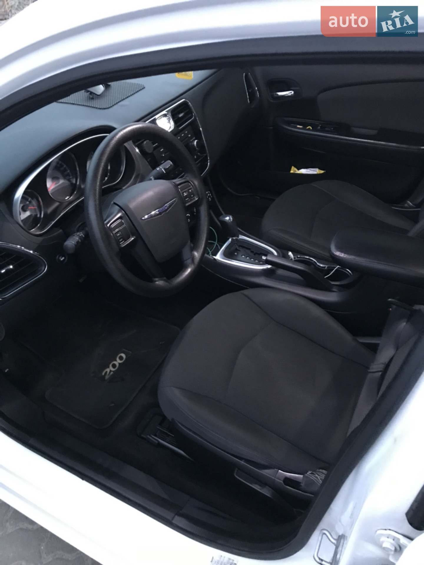 2012 Chrysler 200 - мініатюра 5