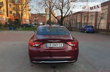 Седан Chrysler 200 2015 в Чернигове