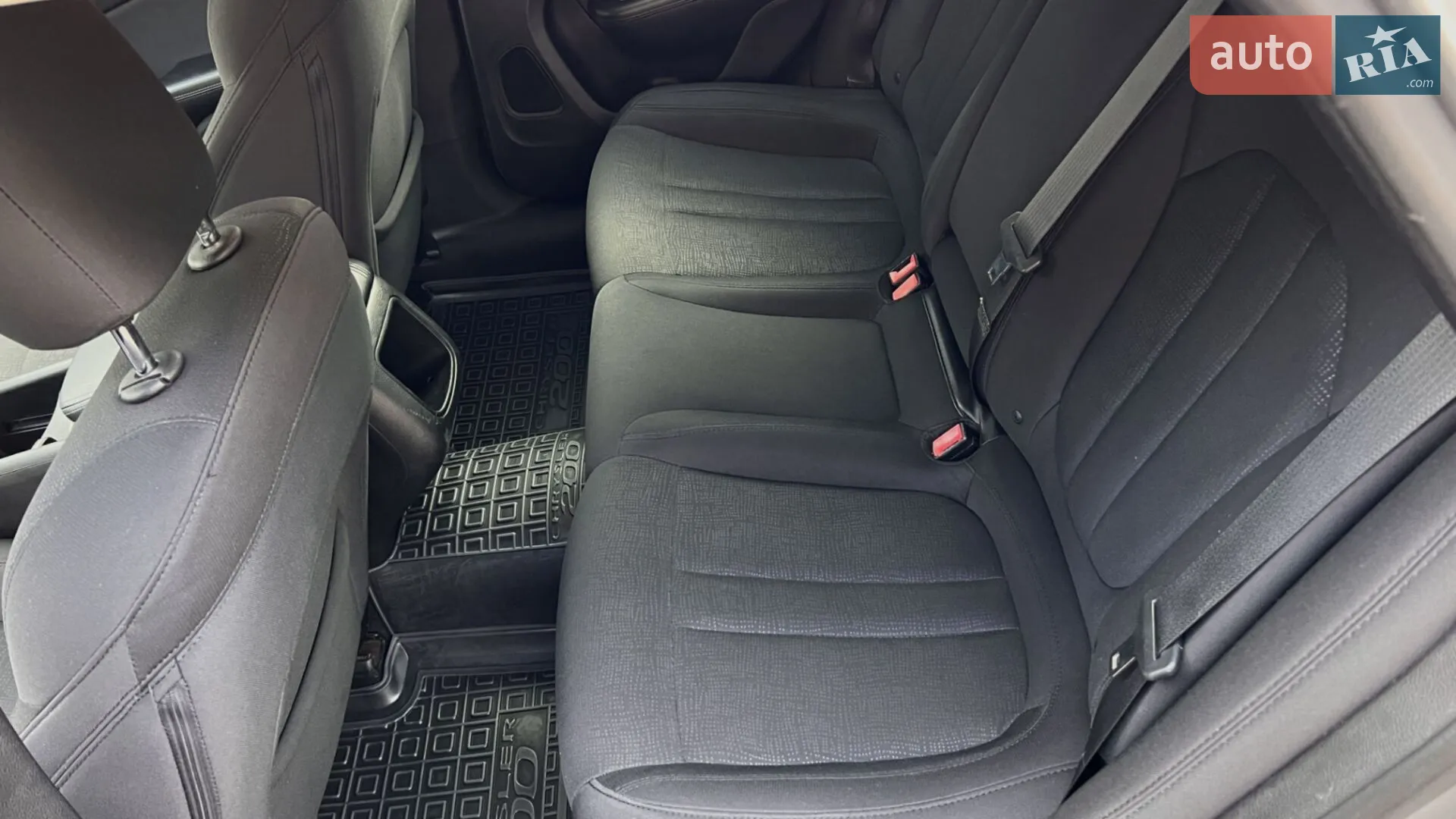 2015 Chrysler 200 - мініатюра 4