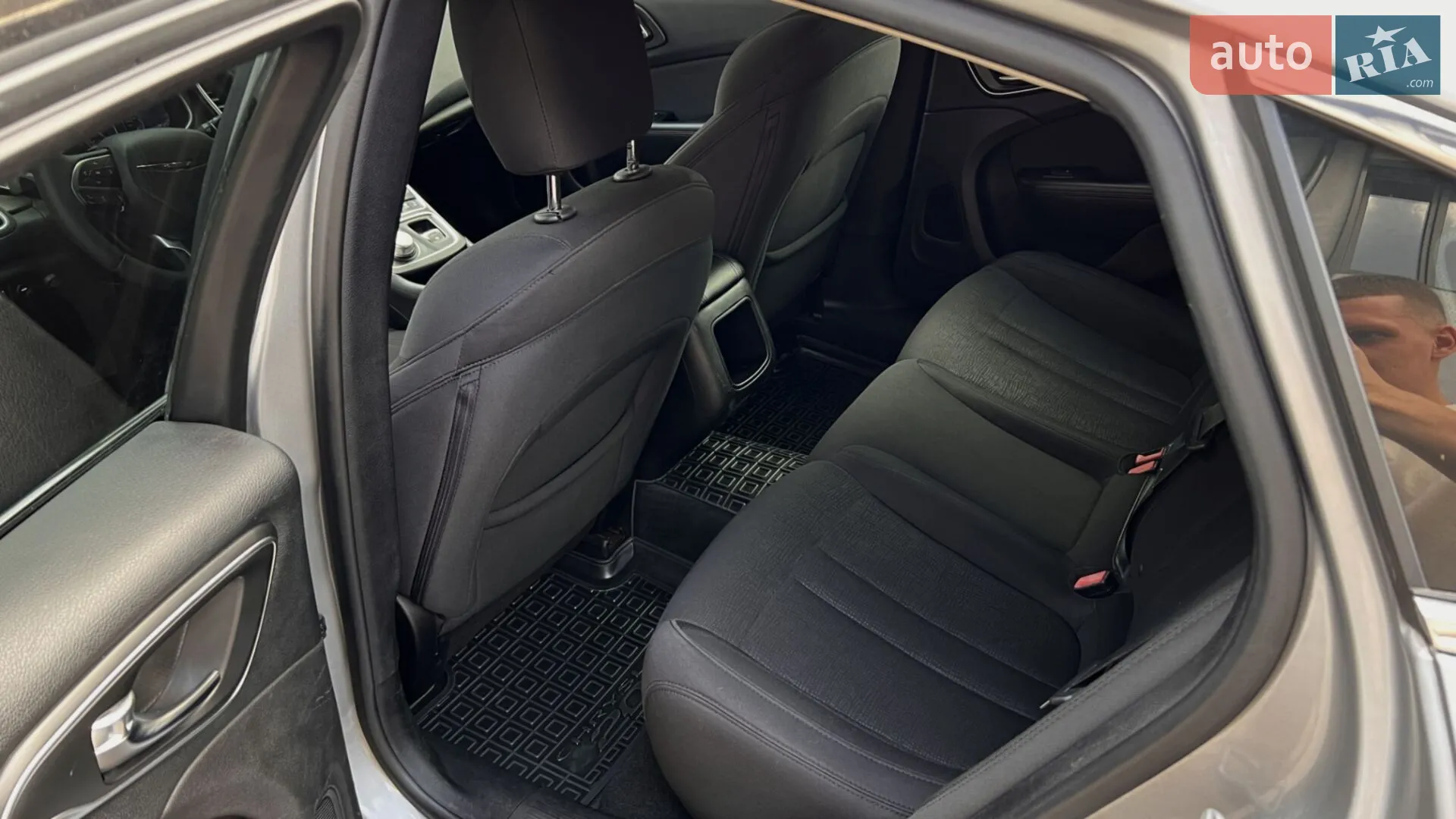 2015 Chrysler 200 - мініатюра 34