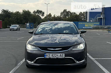 Седан Chrysler 200 2014 в Дніпрі