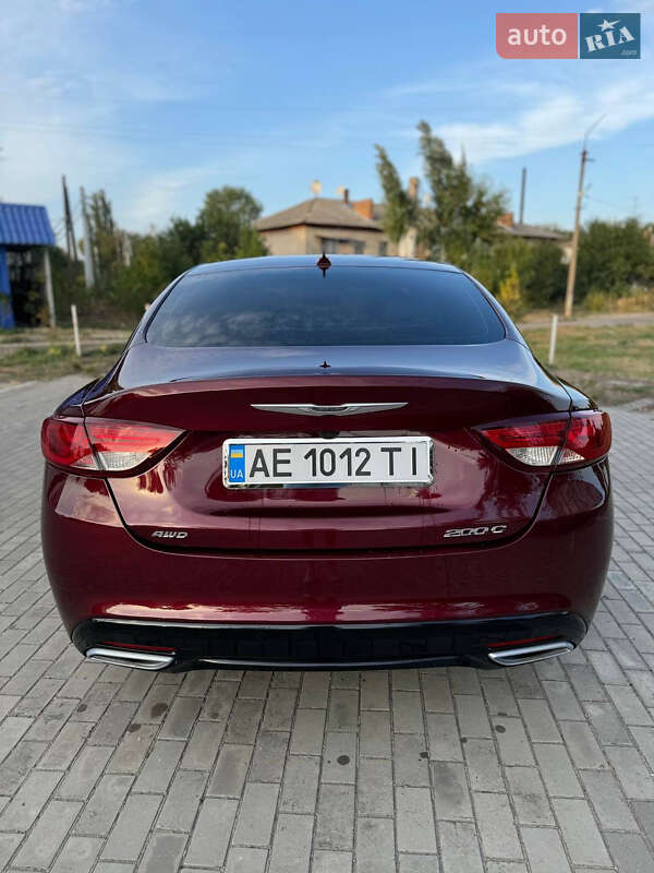 Седан Chrysler 200 2015 в Кривом Роге