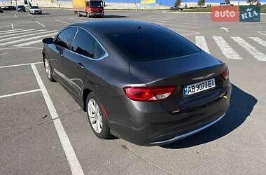 Седан Chrysler 200 2015 в Виннице