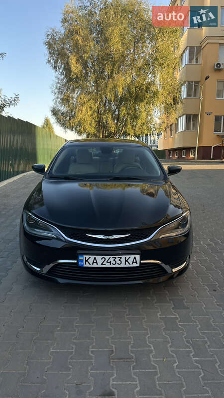 Седан Chrysler 200 2014 в Киеве