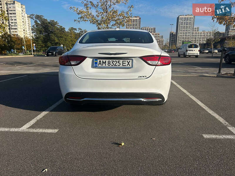 Седан Chrysler 200 2014 в Киеве фото 13 Седан Chrysler 200 2014 в Киеве