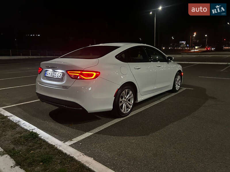 Седан Chrysler 200 2014 в Киеве фото 32 Седан Chrysler 200 2014 в Киеве