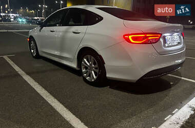 Седан Chrysler 200 2014 в Киеве