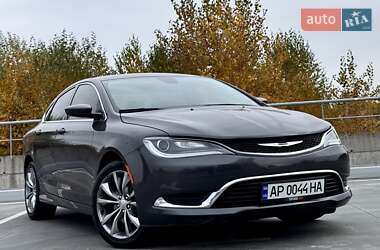 Седан Chrysler 200 2016 в Киеве