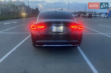 Седан Chrysler 200 2015 в 