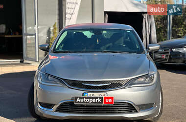 Седан Chrysler 200 2014 в Виннице