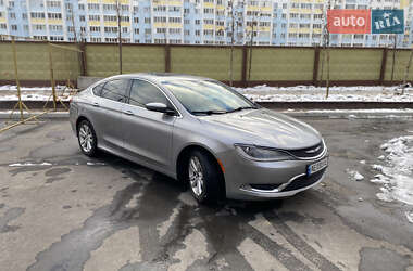 Седан Chrysler 200 2014 в Софиевской Борщаговке