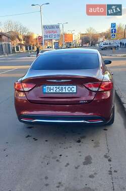 Седан Chrysler 200 2015 в Черноморске