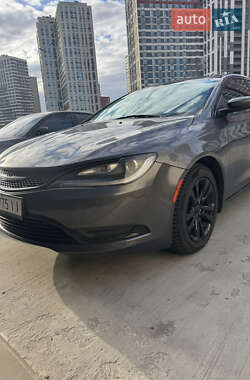 Седан Chrysler 200 2014 в Києві