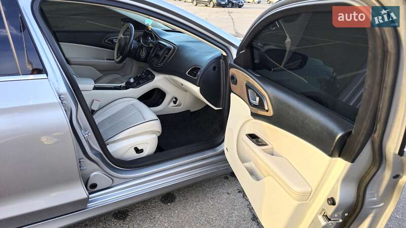 Седан Chrysler 200 2014 в Житомире фото 21 Седан Chrysler 200 2014 в Житомире