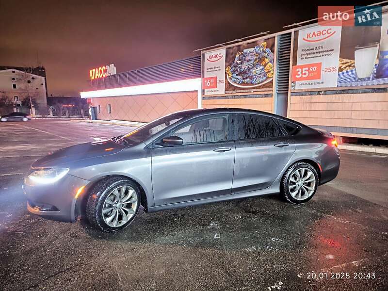 Седан Chrysler 200 2015 в Харькове