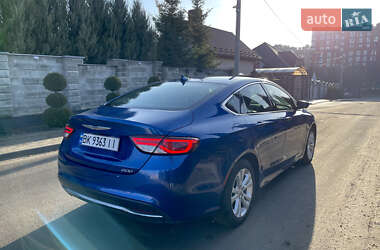 Седан Chrysler 200 2016 в Рівному
