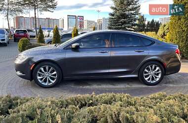 Седан Chrysler 200 2015 в 