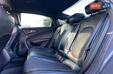 Седан Chrysler 200 2015 в 