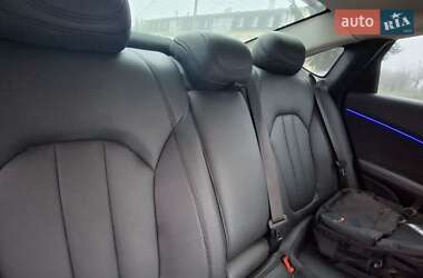 Седан Chrysler 200 2015 в 