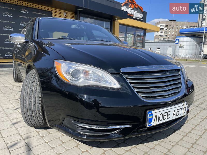 Седан Chrysler 200 2013 в Львове фото 2 Седан Chrysler 200 2013 в Львове