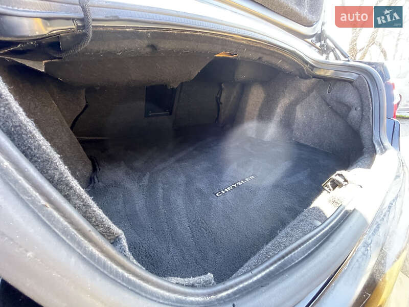Седан Chrysler 200 2013 в Львове фото 7 Седан Chrysler 200 2013 в Львове