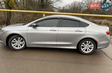 Седан Chrysler 200 2015 в 