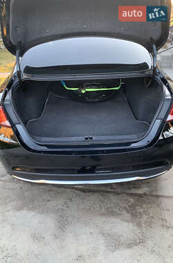 Седан Chrysler 200 2016 в 