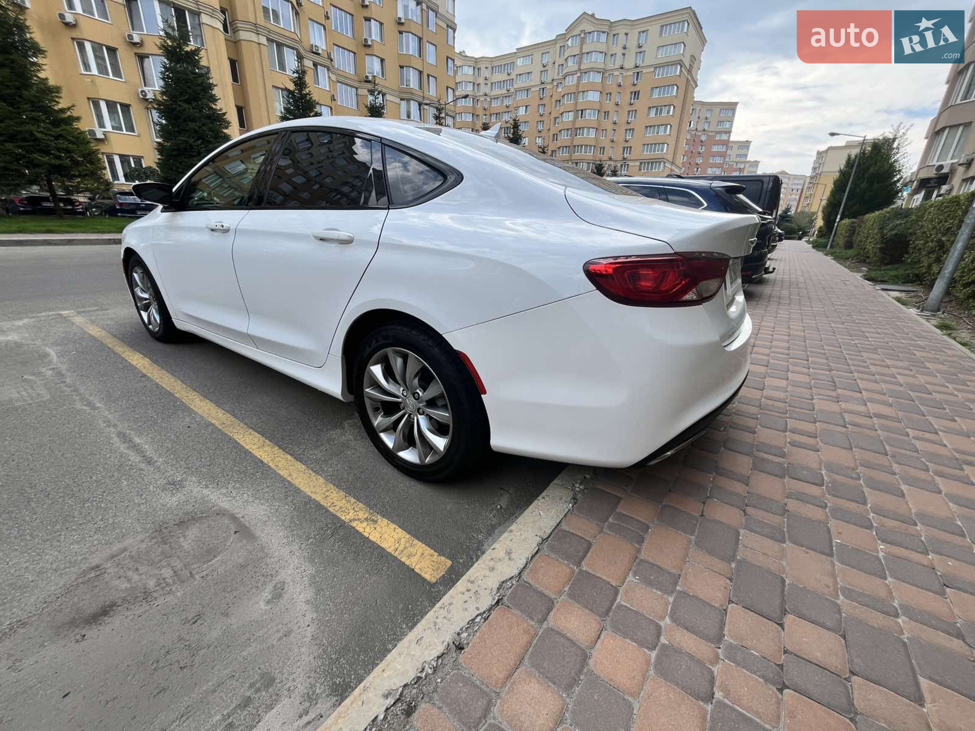 2015 Chrysler 200 - мініатюра 7