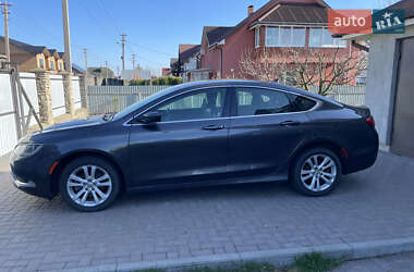 Седан Chrysler 200 2016 в 