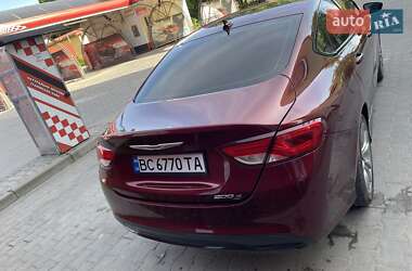 Седан Chrysler 200 2015 в 