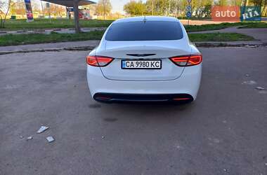 Седан Chrysler 200 2016 в 