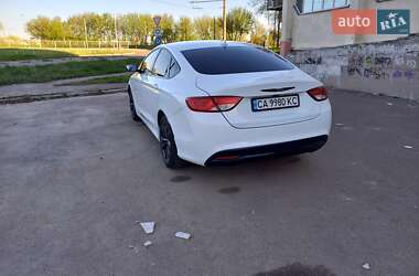 Седан Chrysler 200 2016 в 