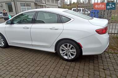 Седан Chrysler 200 2015 в 