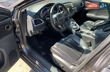 Седан Chrysler 200 2014 в 