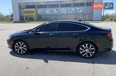 Седан Chrysler 200 2014 в 