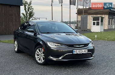 Седан Chrysler 200 2014 в 