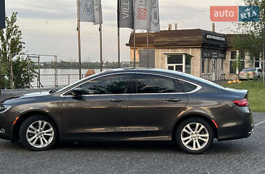 Седан Chrysler 200 2014 в 