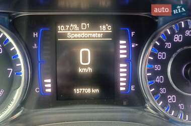 Седан Chrysler 200 2016 в 