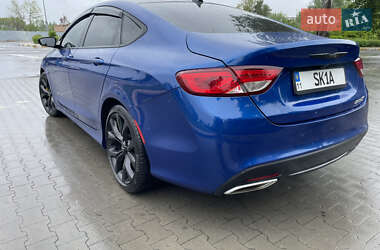 Седан Chrysler 200 2015 в 