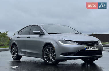 Седан Chrysler 200 2016 в Умані