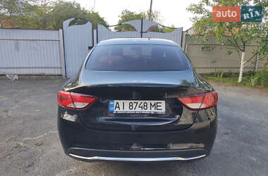 Седан Chrysler 200 2016 в 