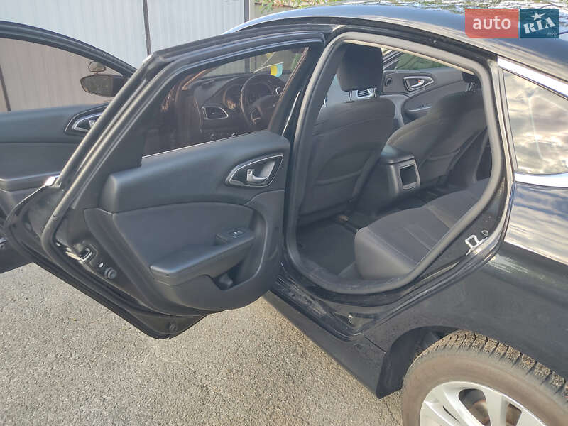 Седан Chrysler 200 2016 в Иванкове фото 13 Седан Chrysler 200 2016 в Иванкове