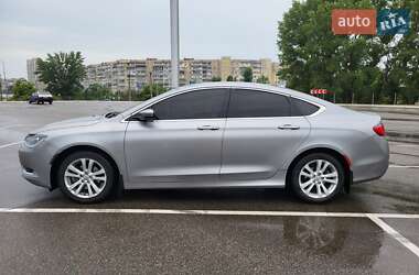 Седан Chrysler 200 2016 в 