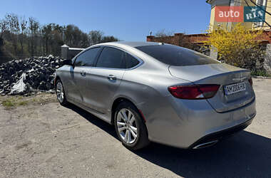 Седан Chrysler 200 2016 в 
